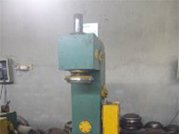翻邊機(jī)