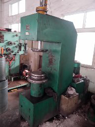 翻邊機(jī)