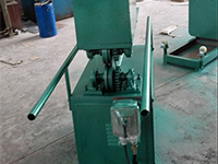 破桶身機(jī)